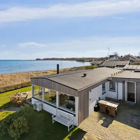 Solbritt - 30m From The Sea By Interhome Vakantiehuis Broager