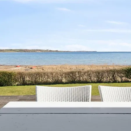 Vakantiehuis Solbritt - 30m From The Sea By Interhome *